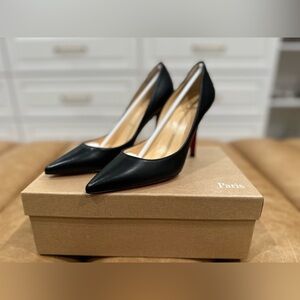 Christian Louboutin Apostrophy Pointy Toe Leather Pump in Napa Black 100